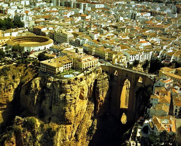 Hacienda Puerto De Las Muelas روندا المظهر الخارجي الصورة